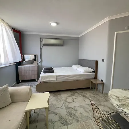 Apartahotel Family House *