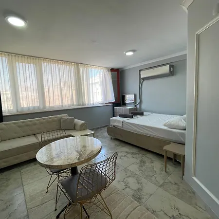 Family House Apartahotel Estambul