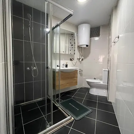 Apartmanhotel Family House *